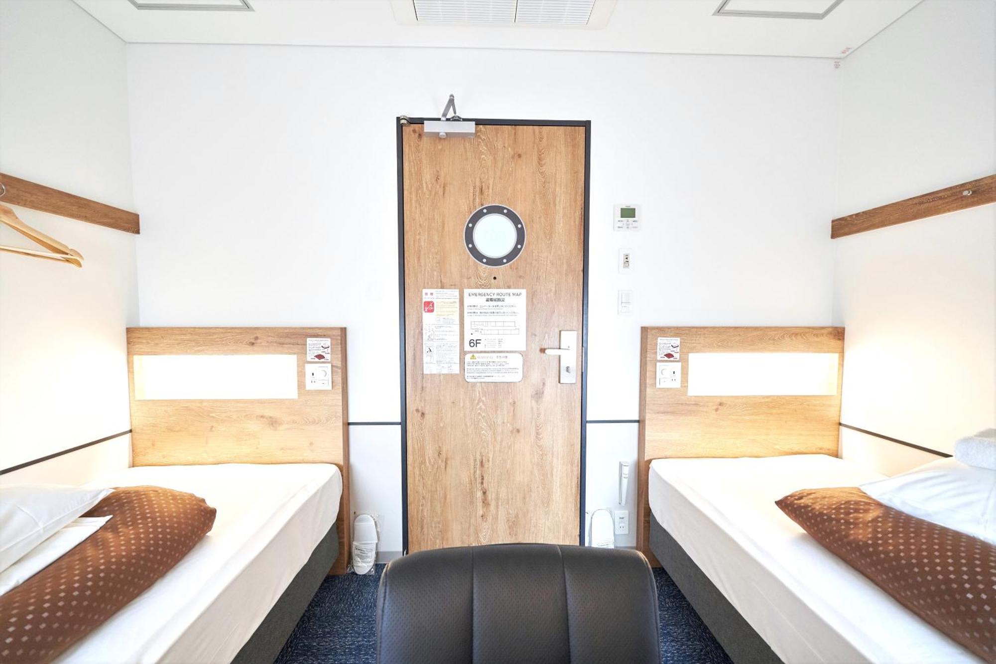Webase Hakata Hostel Fukuoka  Oda fotoğraf