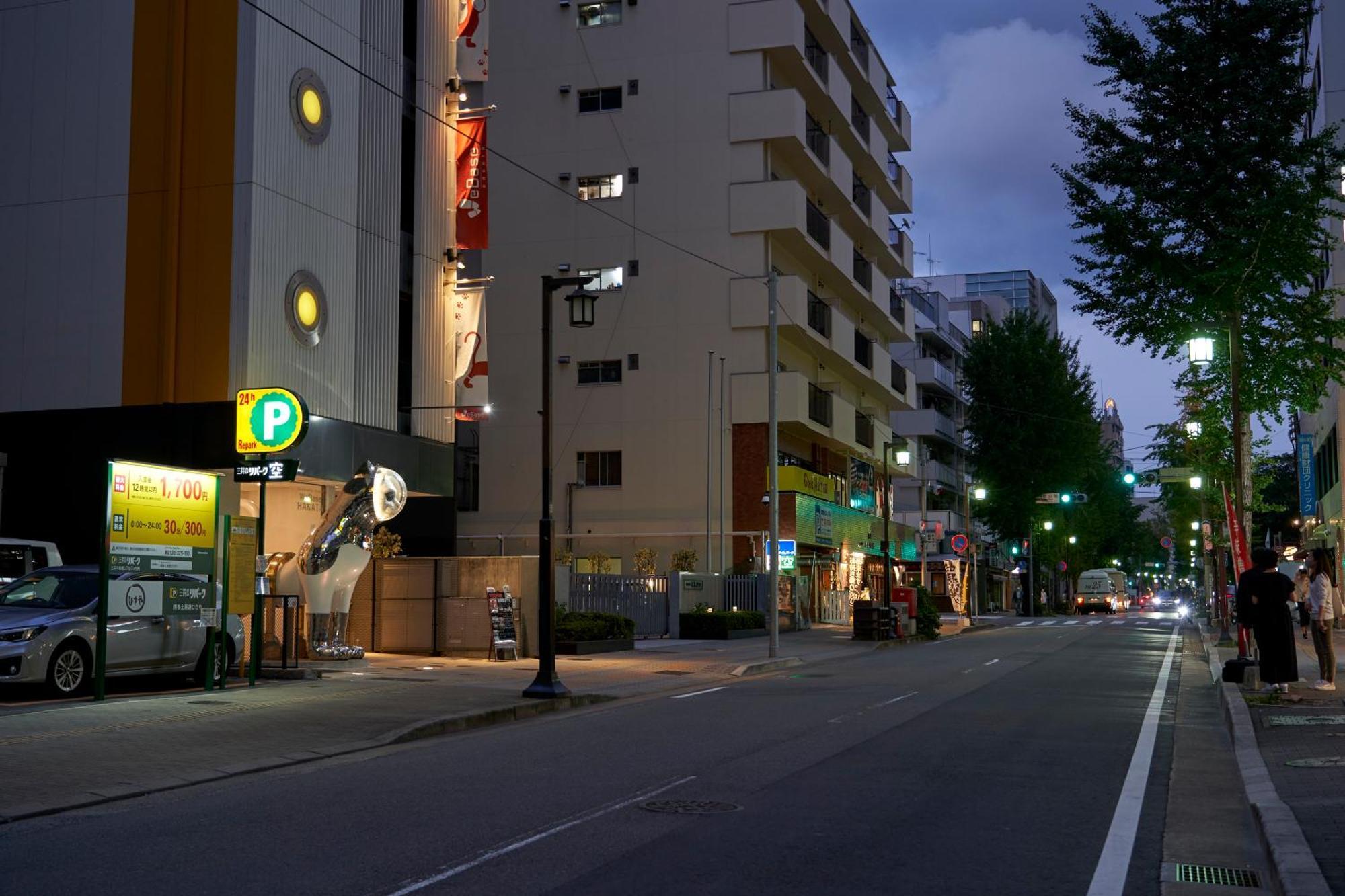 Webase Hakata Hostel Fukuoka  Dış mekan fotoğraf